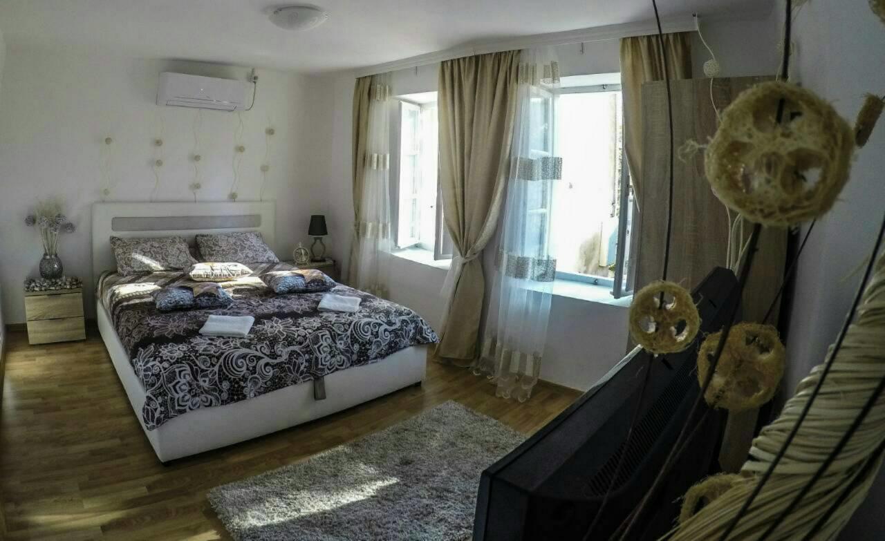 Appartement Stone House Trebinje Extérieur photo